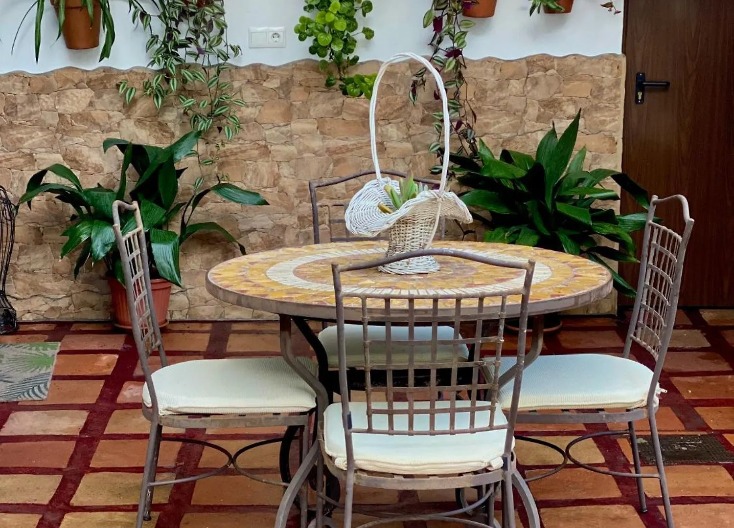 Casa Almenta - Tu Hogar Para Desconectar En El Pueblo Mas Bonito De Malaga Benalauría