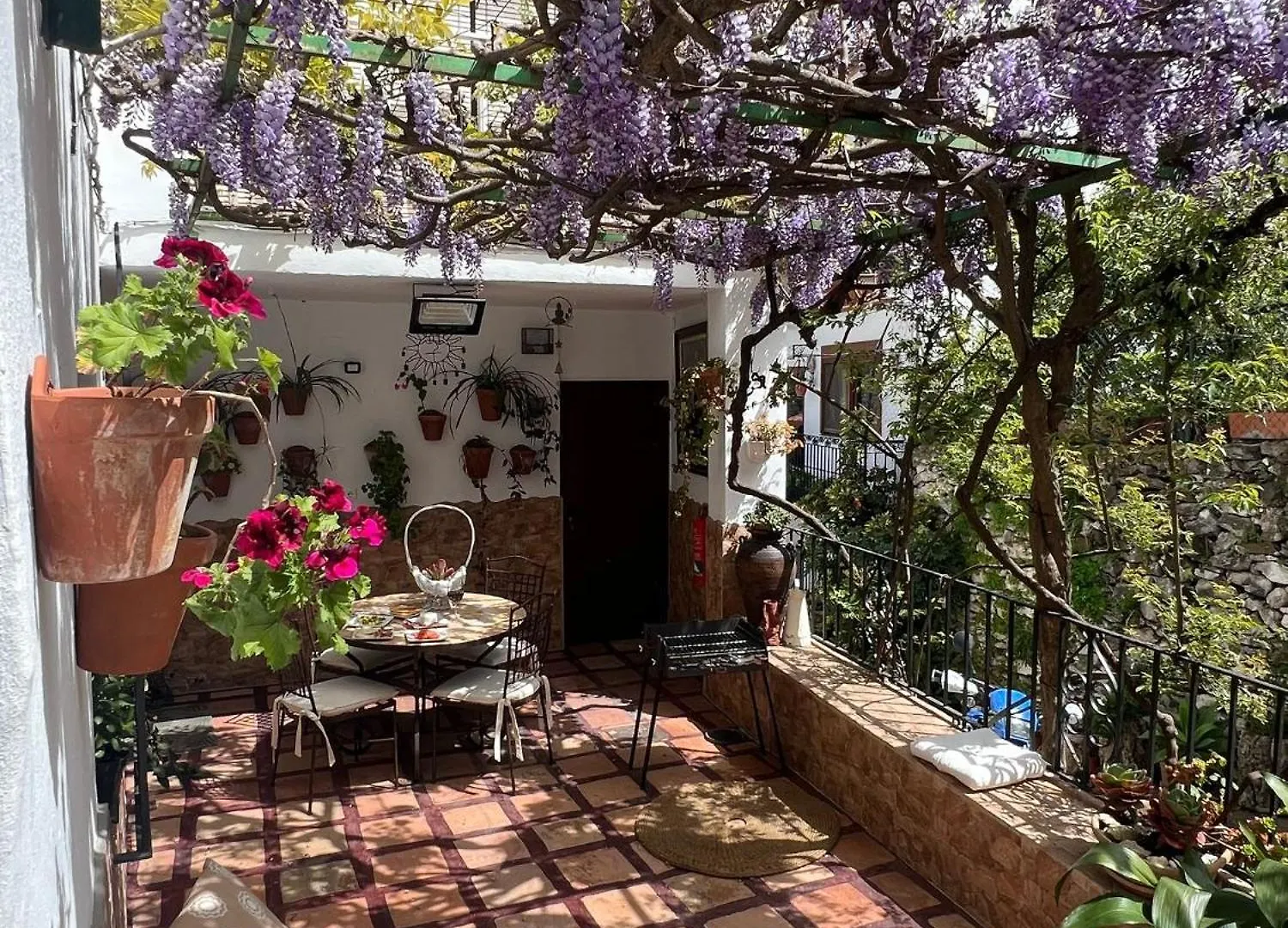 Casa Almenta - Tu Hogar Para Desconectar En El Pueblo Mas Bonito De Malaga Benalauría